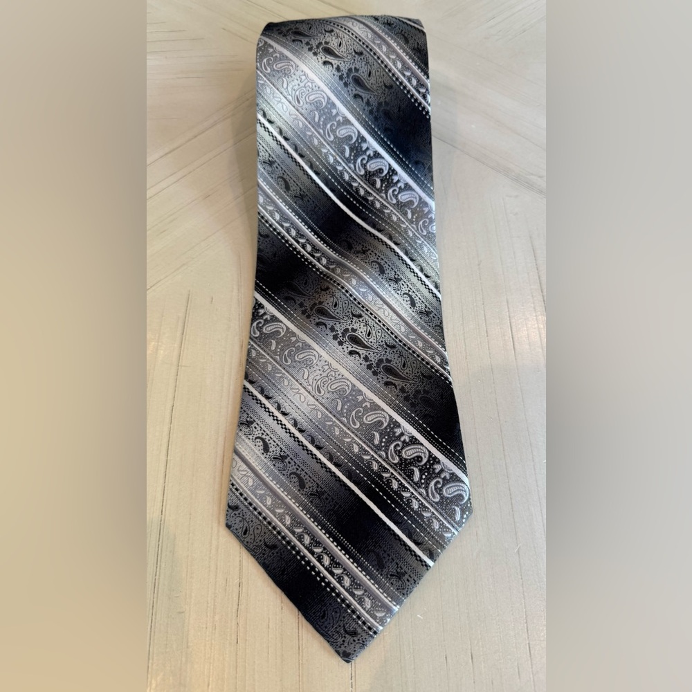 Vintage Pierre Cardin 100% Silk Tie Black Gray Paisley Stripe Designer